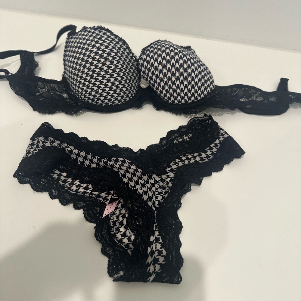 Victoria Secret Houndstooth Bra & Panty Set 32c / XS - Picture 6 of 9